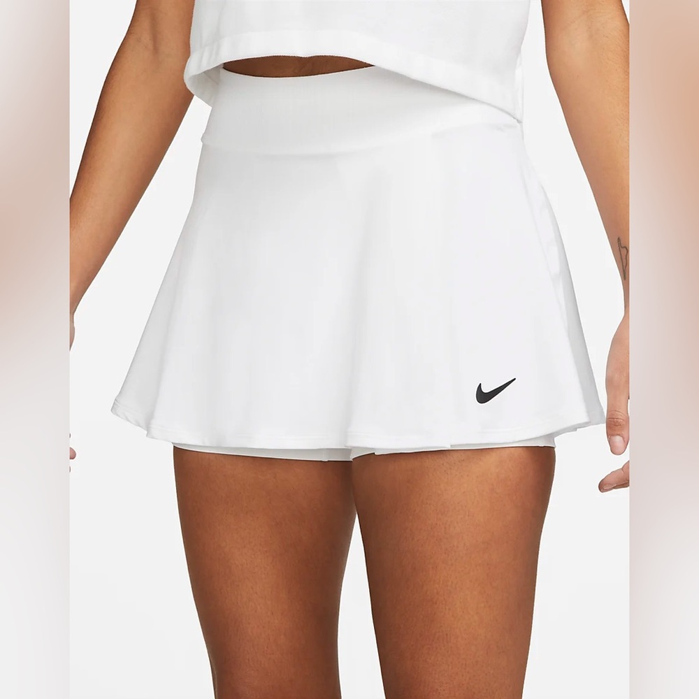 BMWT NikeCourt Dri-FIT Victory Women’s Flouncy Skirt